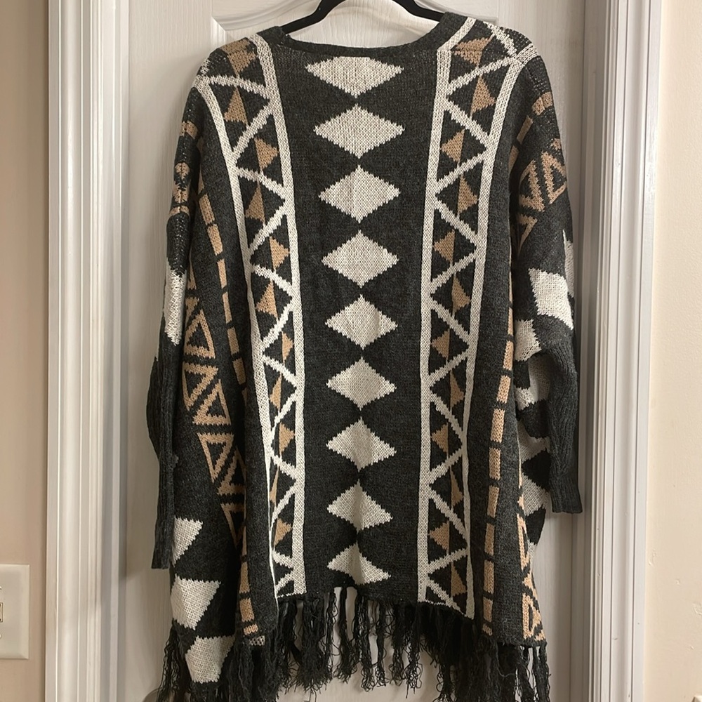 Cute Cardigan - Picture 5 of 10